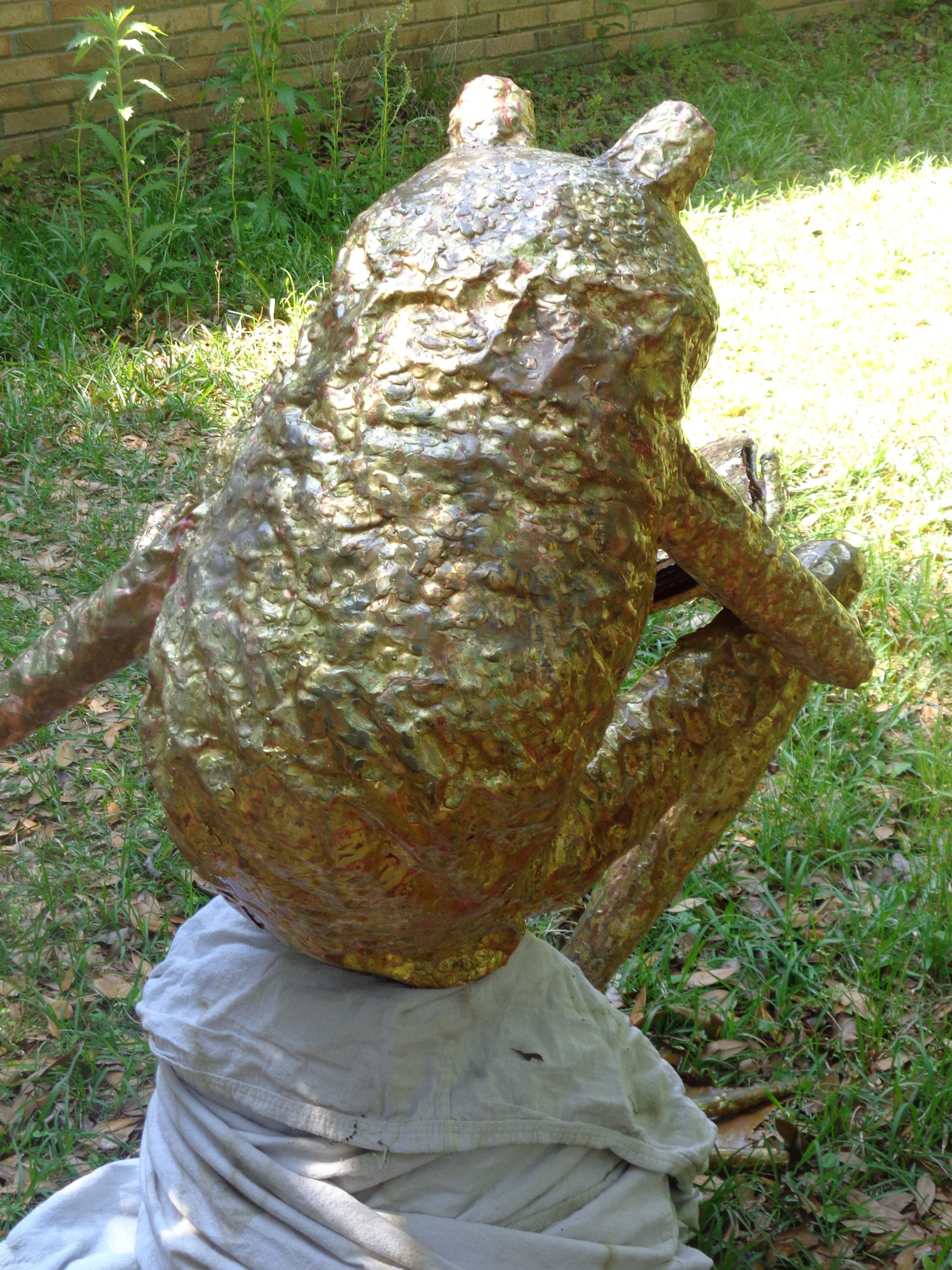 frog sculpture parent and child with book 4-20-2017 beau smith (10)