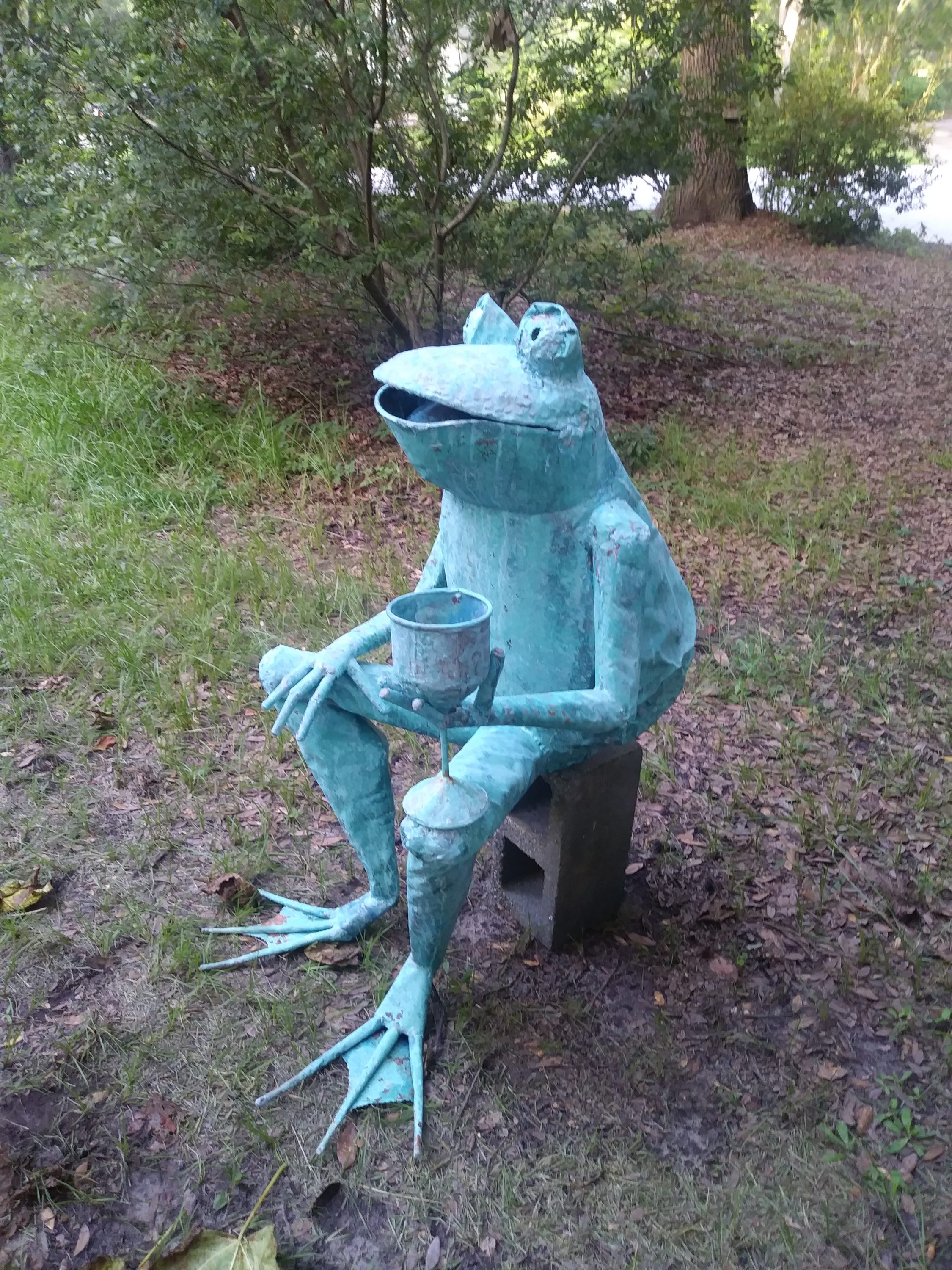 beau smith frog sculpture 8-1-17 (6)